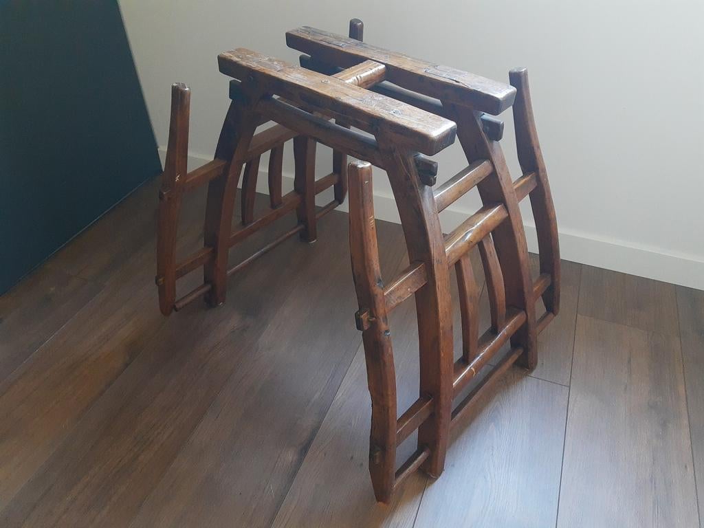 Houten tafeltje Azië Oosters ossen juk ezel hout krukje, Antiek en Kunst, Antiek | Woonaccessoires, Ophalen of Verzenden