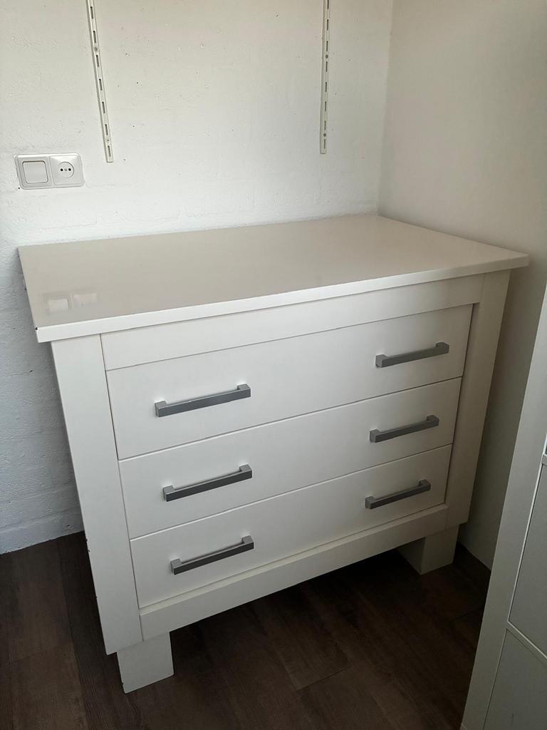 Commode met 3 laden, Ophalen, Gebruikt, 100 tot 150 cm, 3 of 4 laden