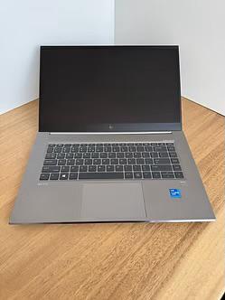 HP ZBook Studio 15.6 G8 32GB 1TB i7-11850H 314G0EA, 15 inch, Ophalen of Verzenden, Zo goed als nieuw, H
