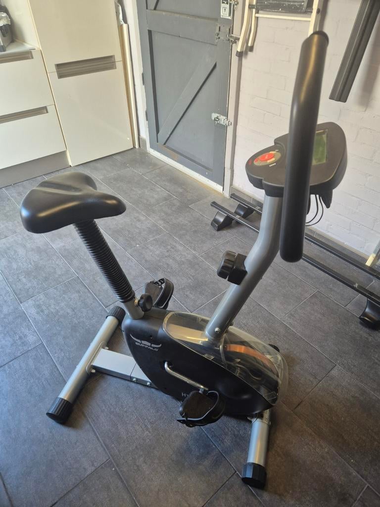 Buffalo Hometrainer - Compact en Efficiënt, Sport en Fitness, Gebruikt, Ophalen of Verzenden, Metaal, Benen