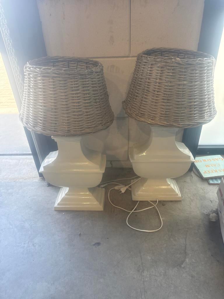 Twee tafellampen met rieten kap, Ophalen, Gebruikt, Hout, 50 tot 75 cm