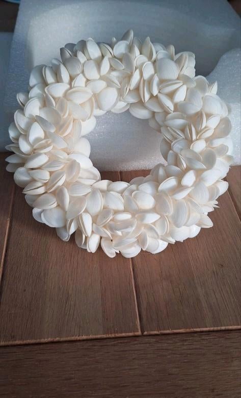 ⛱️️ Mooie nieuwe ongebruikte schelpen krans ( intratuin )️🌊, Ophalen of Verzenden, Nieuw