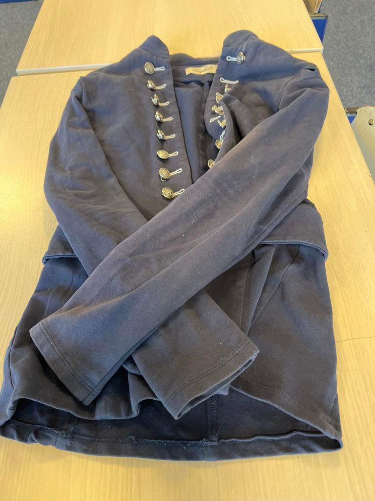 Toyelles marineblauwe militaire stijl jasje met knopen, Ophalen, Zo goed als nieuw, Maat 38/40 (M), Blauw