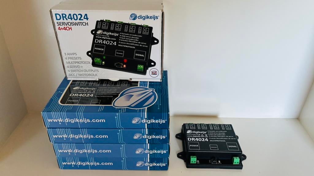 Te koop: Digikeijs Servodecoder DR4024, Hobby en Vrije tijd, Overige merken, Gelijkstroom of Wisselstroom, Overige typen, Ophalen of Verzenden