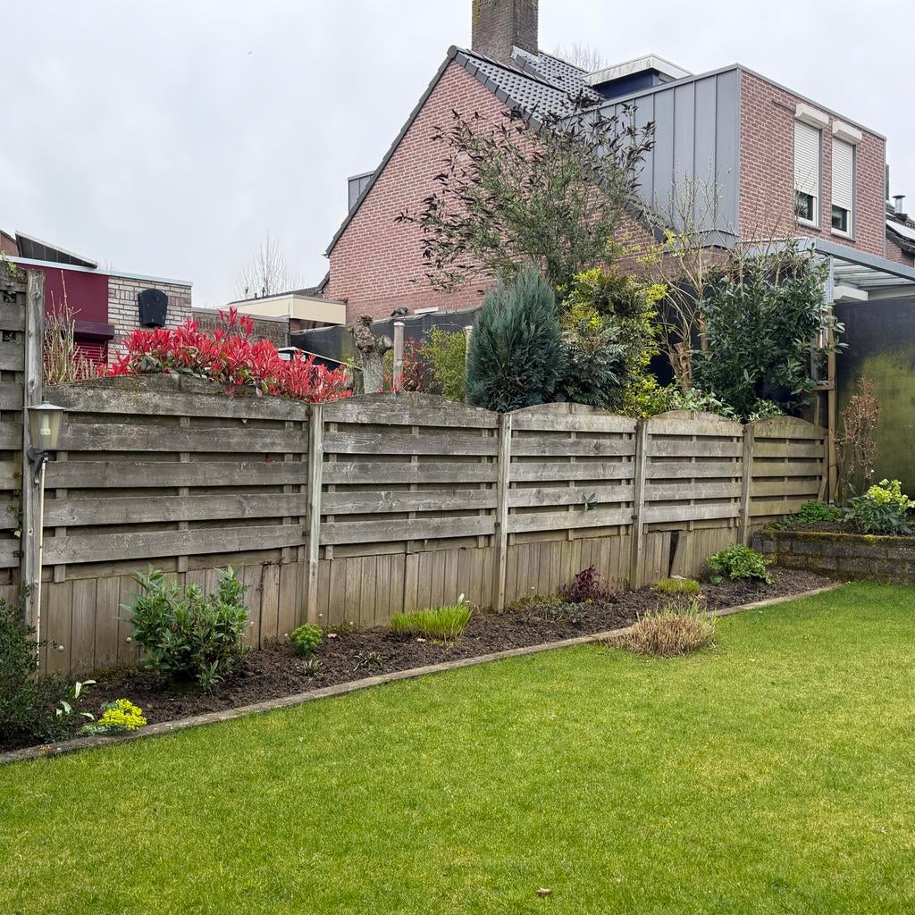 Schuttingdelen diverse hoogtes, zelf demonteren en vervoeren, 6 meter of meer, Ophalen of Verzenden, Hout, 1 tot 2 meter