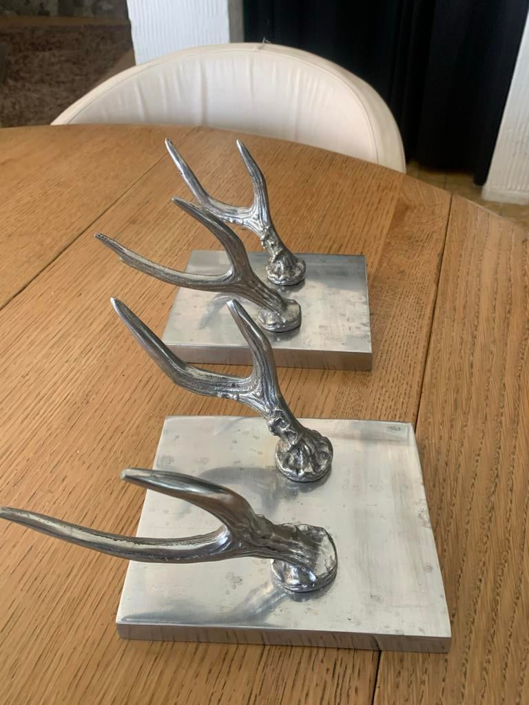2 setsmetalen pols potten kapstokhaken in hertengewei design, Ophalen of Verzenden, Gebruikt, Metaal, Wandhaken