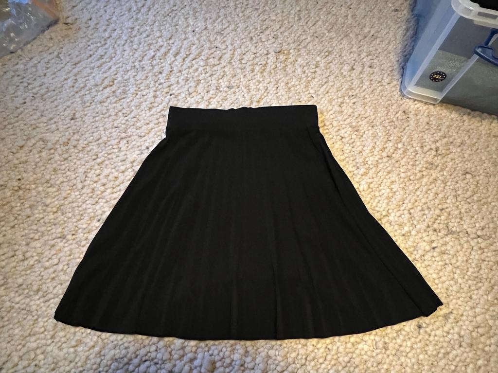 Zwarte plooirok - Anna Field - maat 40, Kleding | Dames, Rokken, Zo goed als nieuw, Maat 38/40 (M), Zwart, Ophalen of Verzenden