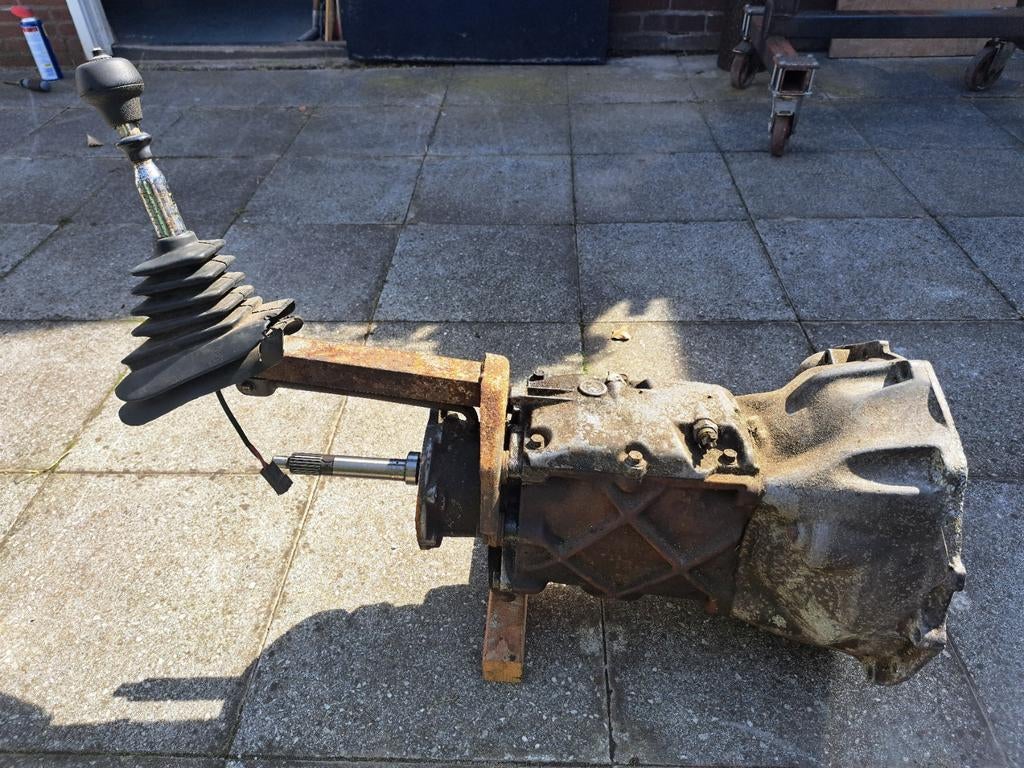 Volvo M46 versnellingsbak zonder overdrive., Ophalen, Gebruikt, Volvo