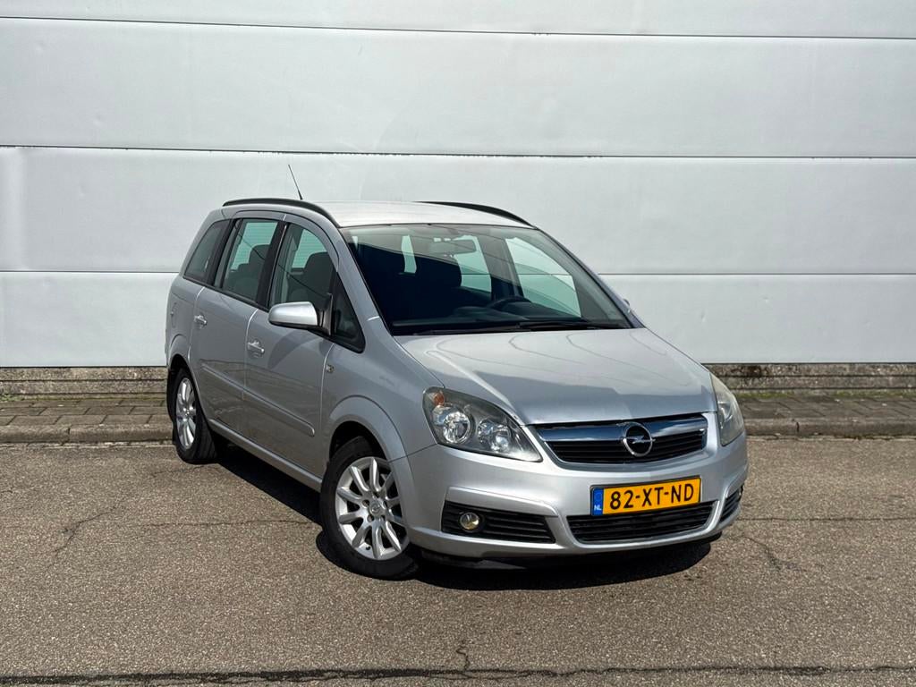 Opel Zafira 1.8 Temptation (bj 2007) 7-PERSOONS|AIRCO|APK|DE, Stof, Gebruikt, 4 cilinders, Origineel Nederlands
