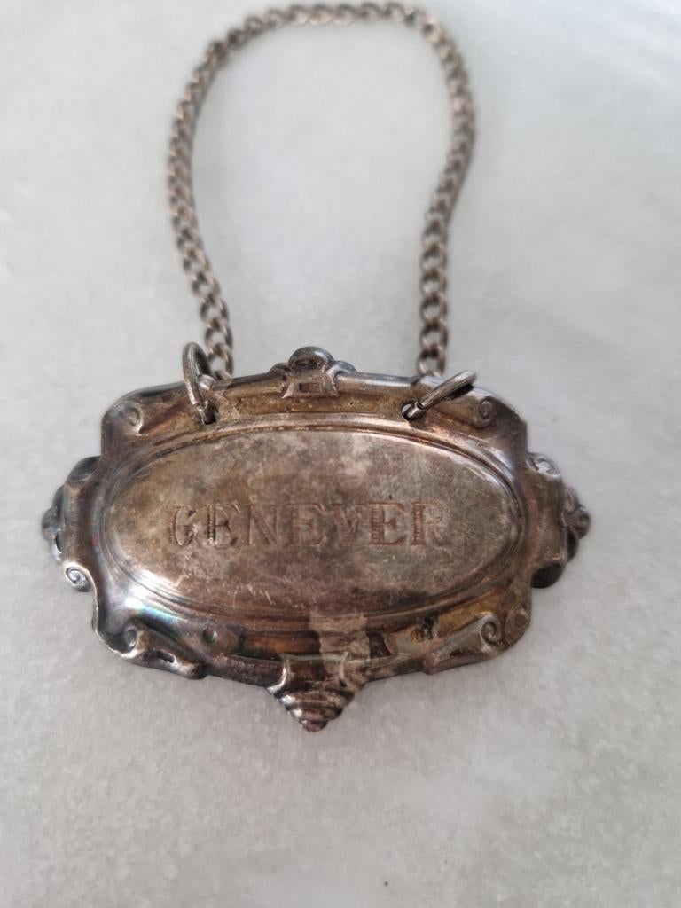 Oude verzilverde jenever hanger, Ophalen of Verzenden, Zilver