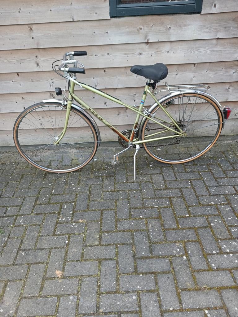 Te koop motobecane damesfiets framemaat 51  28 inch., Fietsen en Brommers, Fietsen | Oldtimers, 51 tot 55 cm, Ophalen