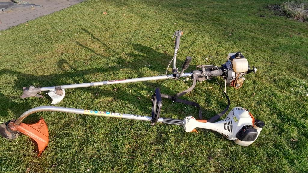2 x bosmaaier motorzeis stihl fs 38 en kawasaki td40 maaier, Tuin en Terras, Ophalen, Benzine, Gebruikt, Stihl husqvarna honda kawasaki