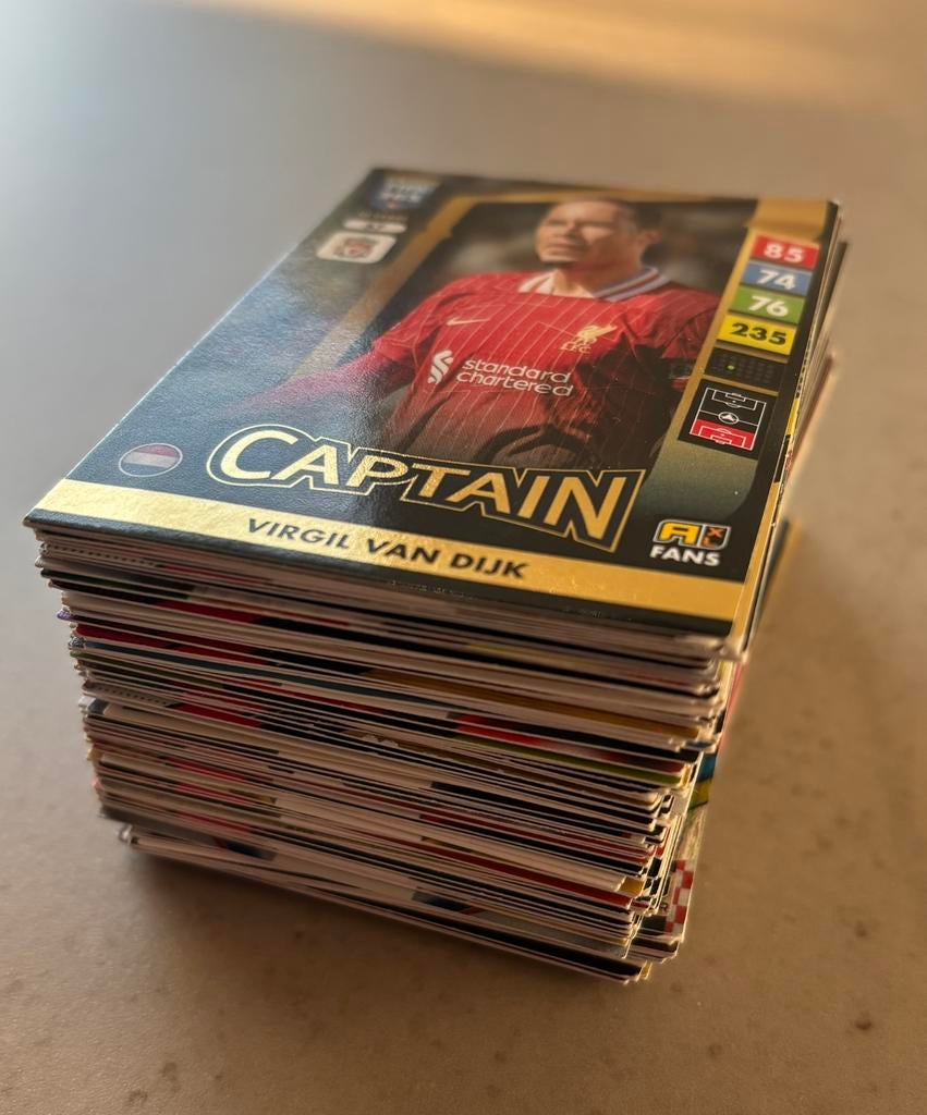 Panini fifa 365 kaarten (123 stuks), Ophalen of Verzenden, Zo goed als nieuw, Meerdere kaarten