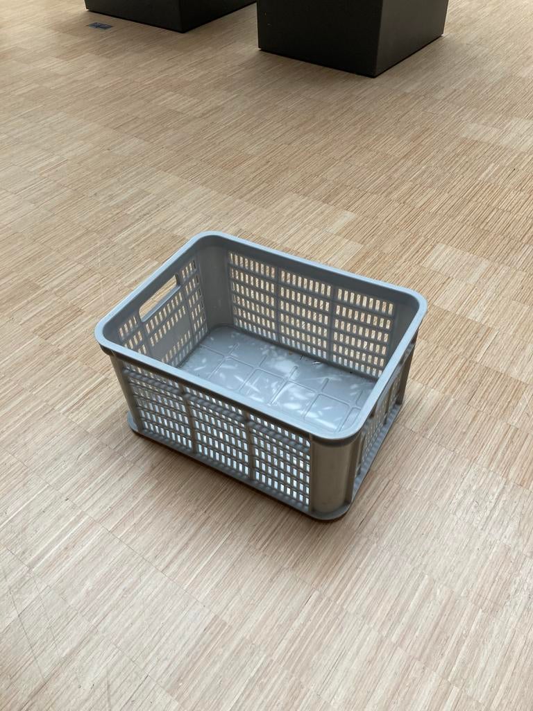 Kratten (30 stuks) te koop, Doe-het-zelf en Verbouw, Kratten en Dozen, Ophalen, Gebruikt, 40 tot 60 cm, 50 tot 75 cm