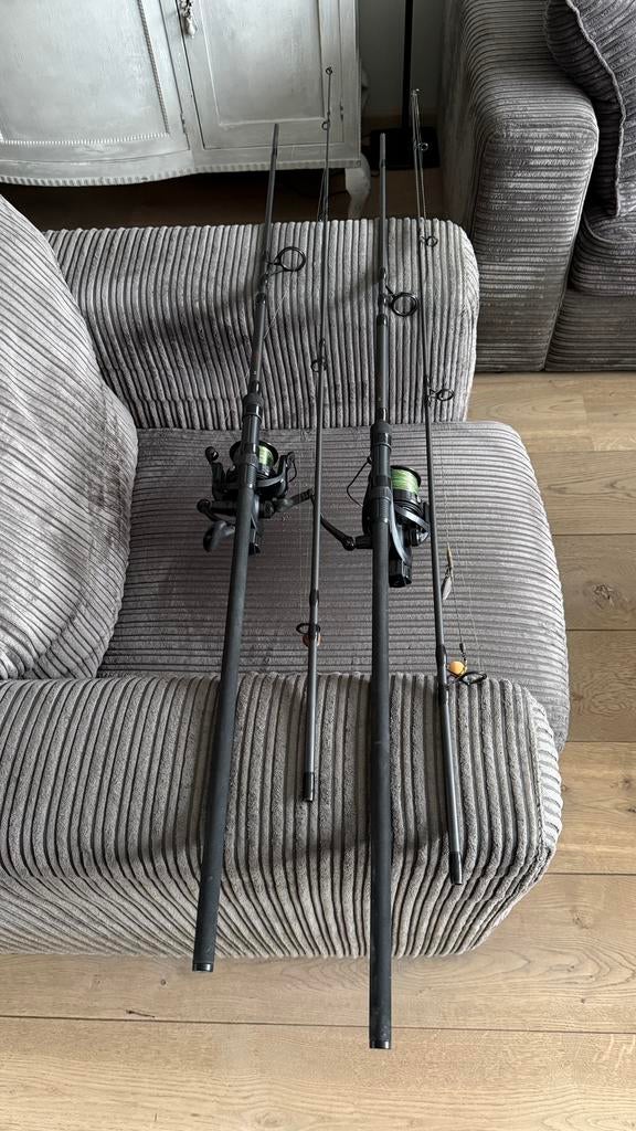 Daiwa hengels + Molens te koop, Ophalen, Zo goed als nieuw