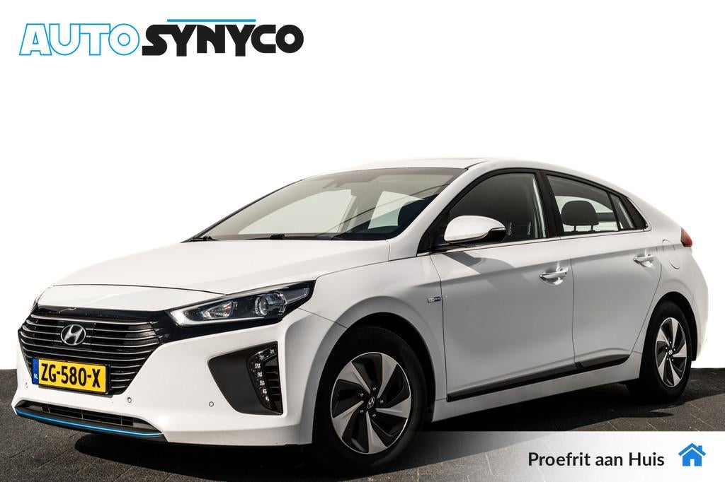 Hyundai IONIQ 1.6 GDi Blue Drive Premium | Leder | Schuifdak, Auto's, Hyundai, 28 km/l, Gebruikt, Met garantie (alle), Wit
