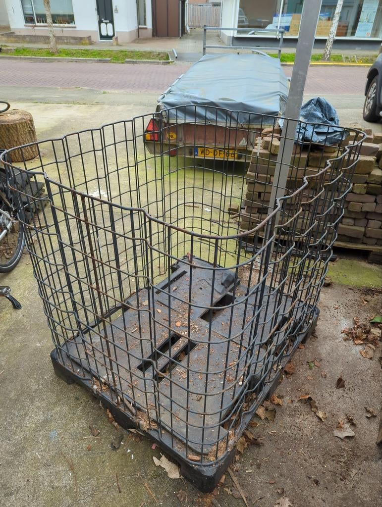 IBC krat fijnmazig met kunststof pallet, Tuin en Terras, Haardhout, Minder dan 3 m³, Ophalen