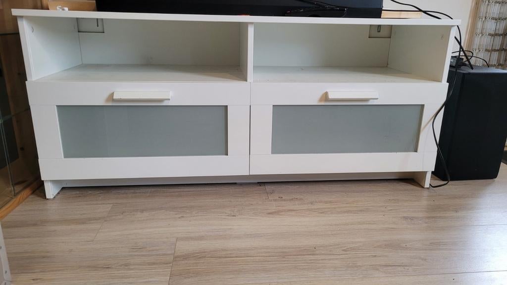 TV kastje Brimnes, wit, Huis en Inrichting, Kasten | Televisiemeubels, Gebruikt, Minder dan 100 cm, 50 tot 100 cm, 25 tot 50 cm