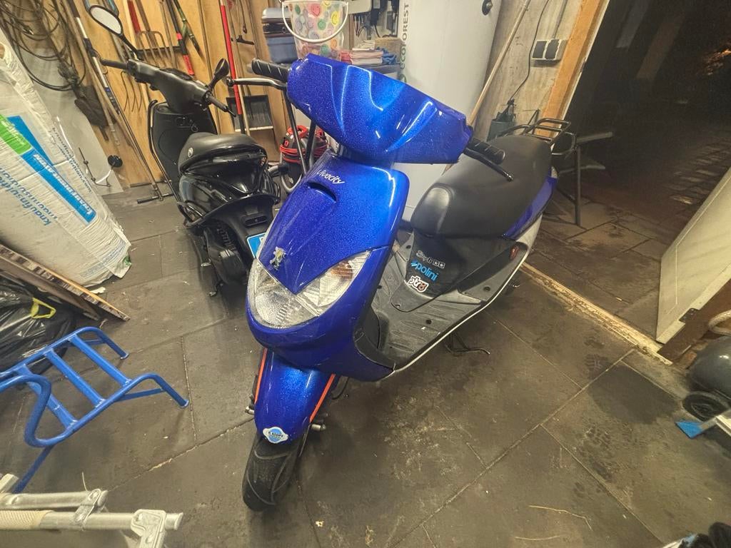 Peugeot Vivacity 2 takt, Ophalen, Tweetakt, Maximaal 45 km/u, Zo goed als nieuw