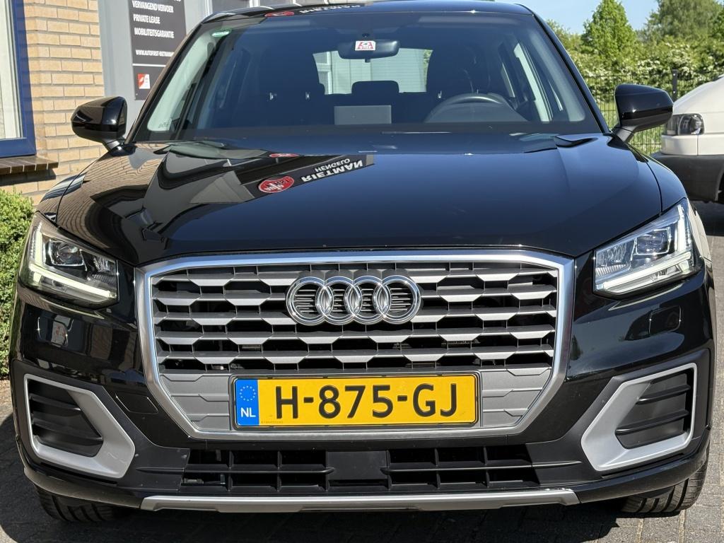 Audi Q2 30 TFSI Sport TREKHAAK-NAVI-CRUISE -12 MND MOBILITEI, Gebruikt, Bluetooth, 116 pk, Zwart