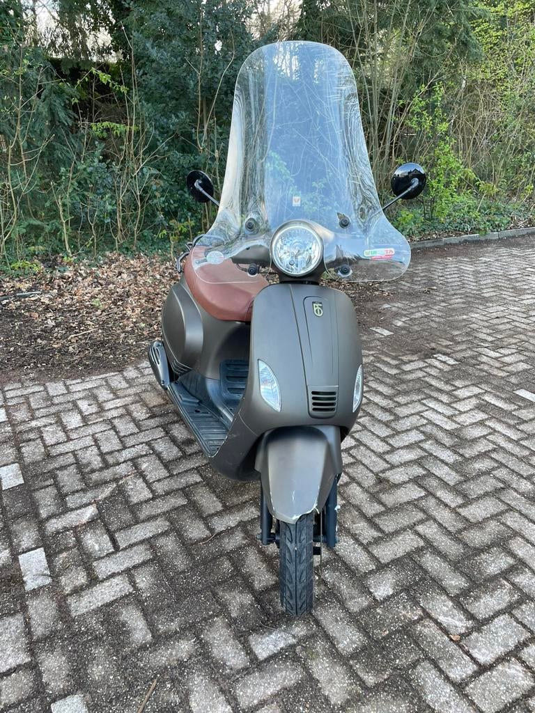 Btc riva, Fietsen en Brommers, Snorfietsen en Snorscooters, Ophalen, Zo goed als nieuw, Benzine, Overige merken