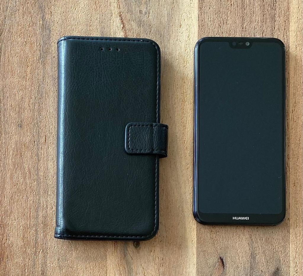 heel goed werkende Huawei  telefoon in bescherm hoes, Gebruikt, Zwart, Ophalen of Verzenden, Zonder simlock