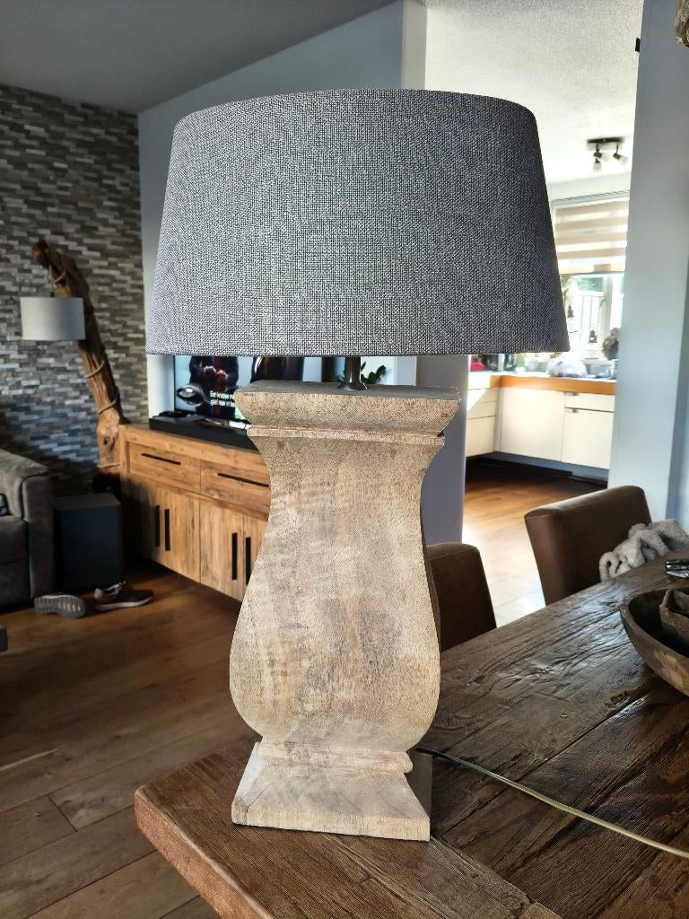 Baluster lamp, Ophalen, Zo goed als nieuw, Hout, 50 tot 75 cm