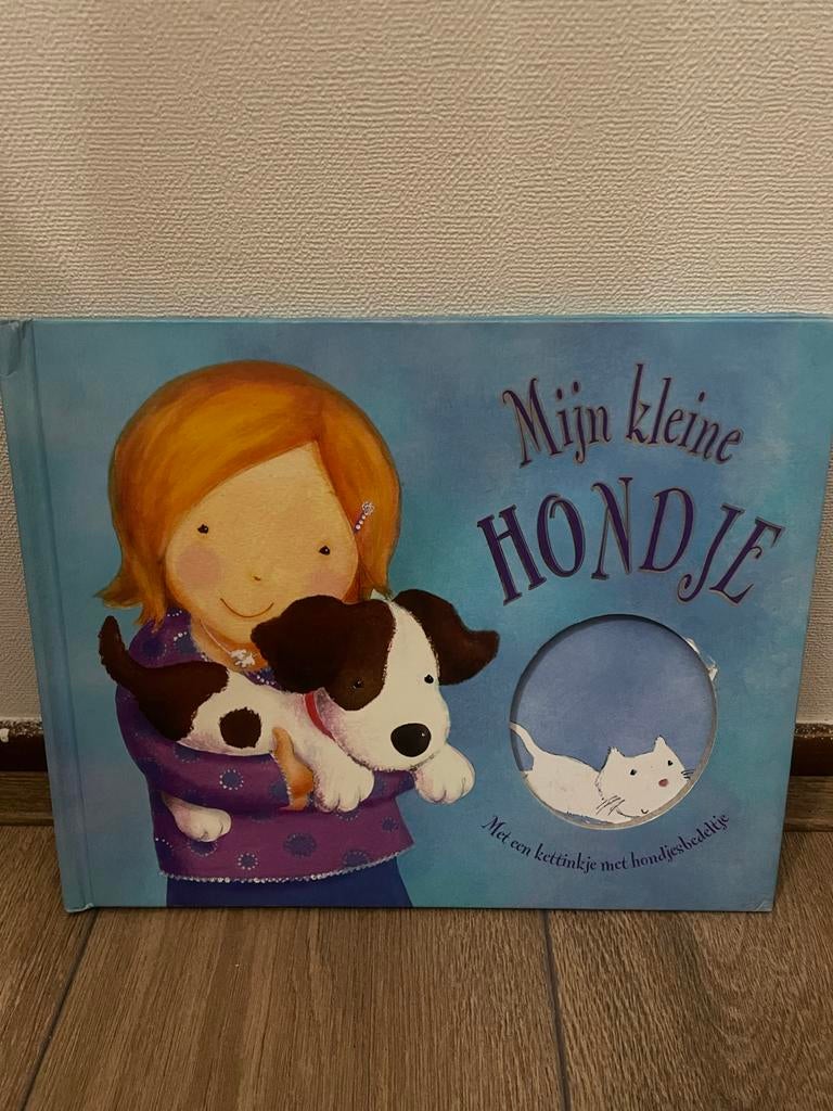 Mijn kleine hondje - Kinderboek met hondjesbedeltje, Ophalen of Verzenden, Gelezen, Fictie algemeen