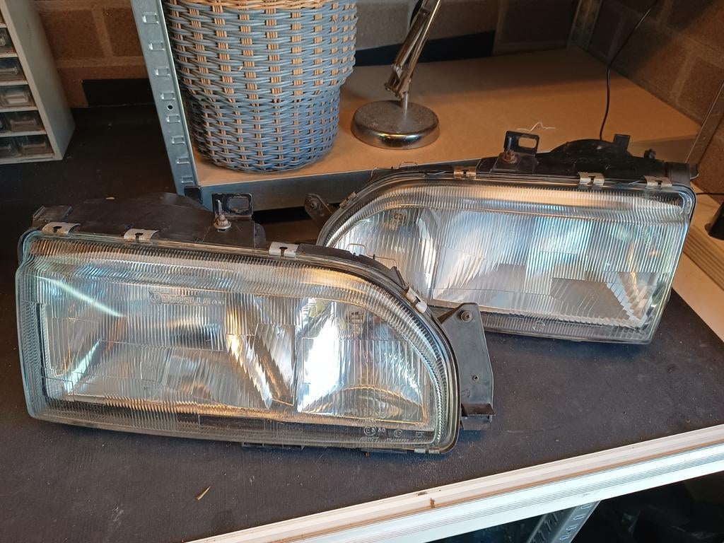 Ford Sierra MK2 Koplampen - Set Links en Rechts, Auto-onderdelen, Ophalen of Verzenden, Ford