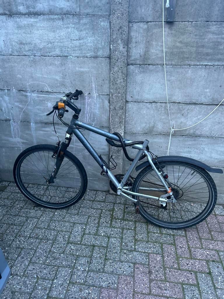 Gebruikte fiets met versnellingen, Fietsen en Brommers, Fietsen | Heren | Herenfietsen, Gebruikt, Versnellingen, 53 tot 57 cm