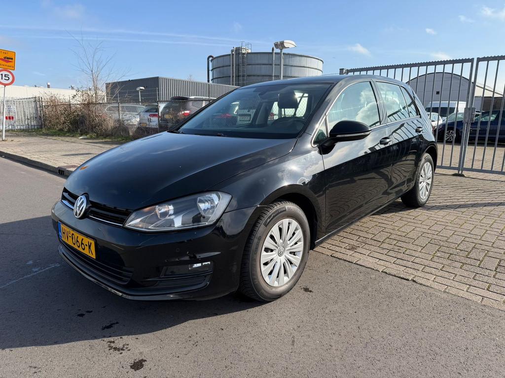 Volkswagen Golf 1.6 TDI EURO 6 NAVI-CLIMA-PDC, Voorwielaandrijving, Gebruikt, Euro 6, 4 cilinders
