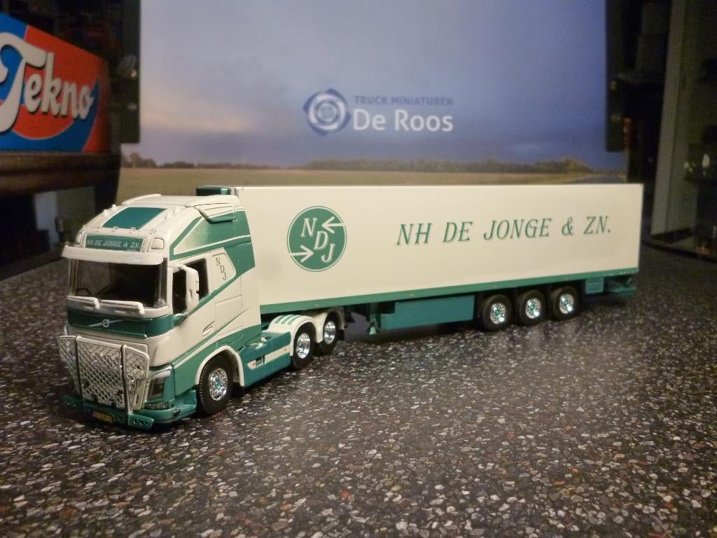 Tekno Volvo FH4 N.H. de Jonge & Zn. met certificaat, Hobby en Vrije tijd, Modelauto's | 1:50, Ophalen of Verzenden, Zo goed als nieuw