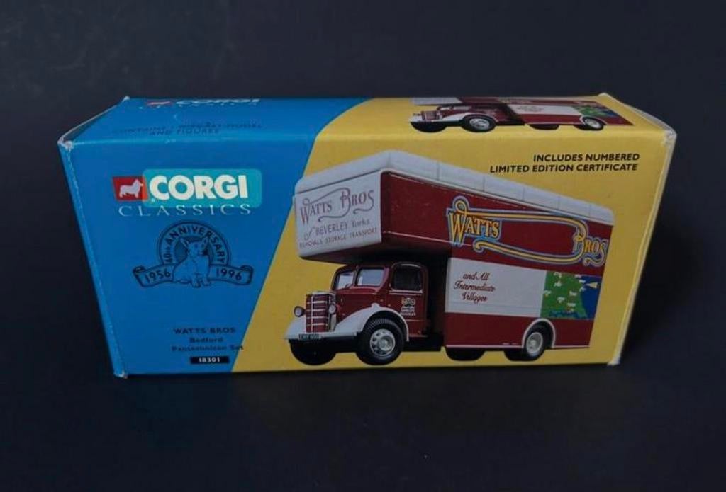 Corgi Classics, Watts Bros Bedford Pantechnicon, Ophalen of Verzenden, Zo goed als nieuw, Bus of Vrachtwagen, Corgi