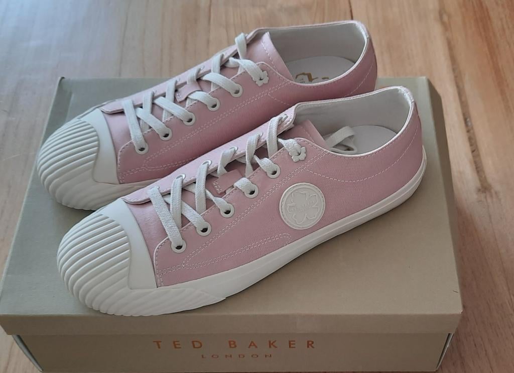 Ted Baker sneakers maat 41, Kleding | Dames, Schoenen, Nieuw, Ophalen of Verzenden, Sneakers of Gympen, Roze