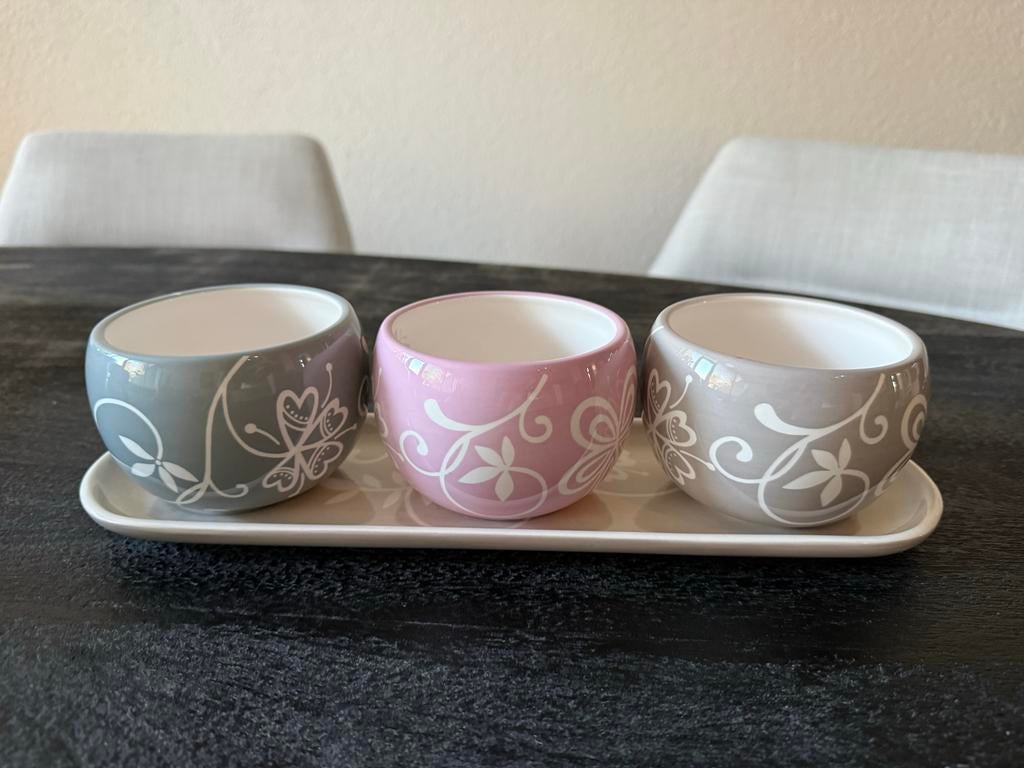 Riverdale servies, Huis en Inrichting, Woonaccessoires | Schalen en Manden, Nieuw, Schaal, Rond, Porselein of Keramiek, Ophalen