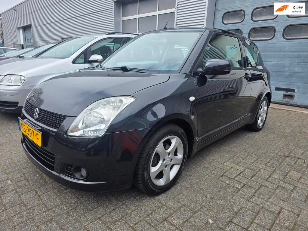 Suzuki Swift 1.5 GLS, Auto's, Suzuki, Voorwielaandrijving, 4 cilinders, 400 kg, Elektrische ramen