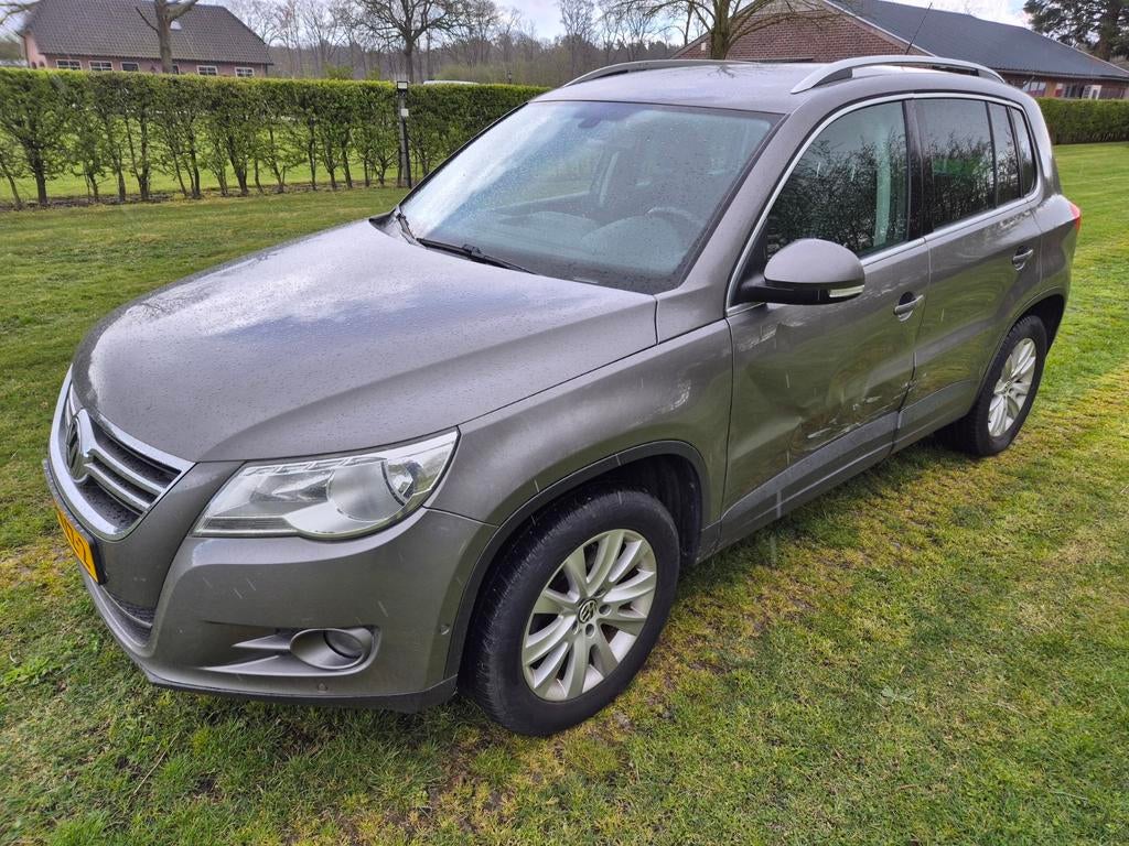 Volkswagen Tiguan 2.0 TSI 125KW 4MOTION DSG 2011 Grijs, Auto's, Automaat, 4 cilinders, 1984 cc, Origineel Nederlands