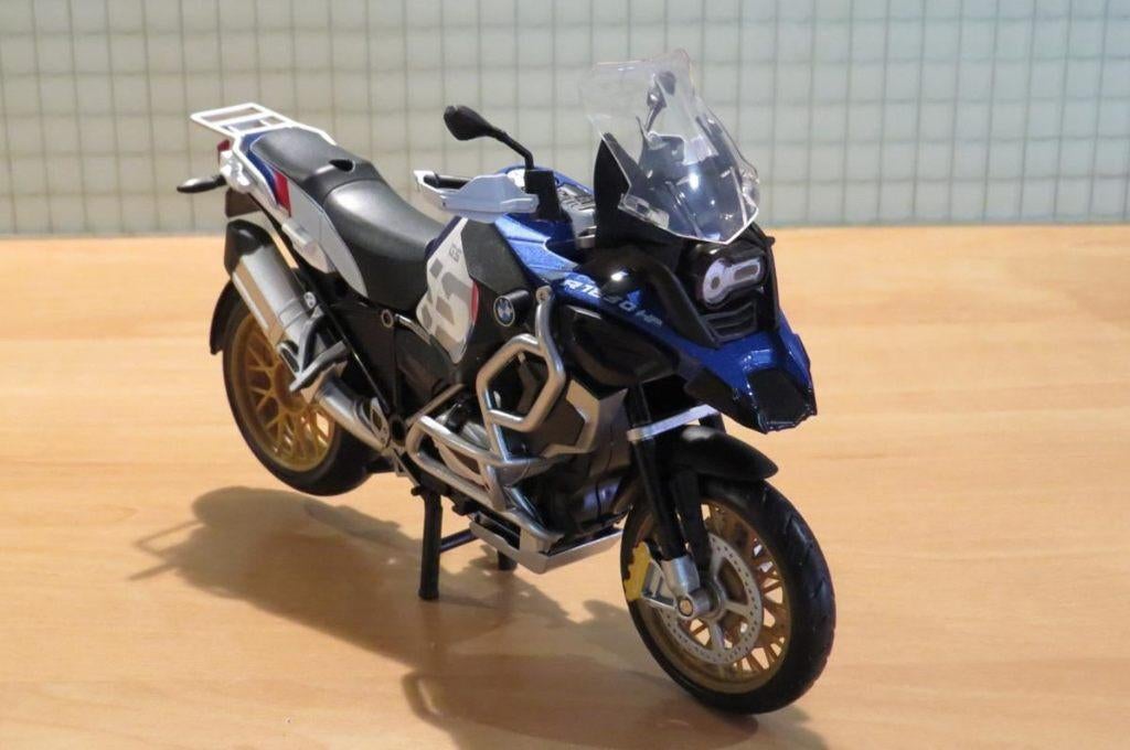 BMW R1250GS HP 1:12 blw/wt, May Cheong Group France S.A.S., Nieuw, Ophalen of Verzenden, 1:9 t/m 1:12