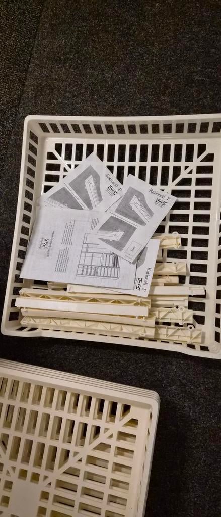 Nieuwe IKEA Pax manden voor 60 cm kast, Met plank(en), Kunststof, Nieuw, Minder dan 100 cm