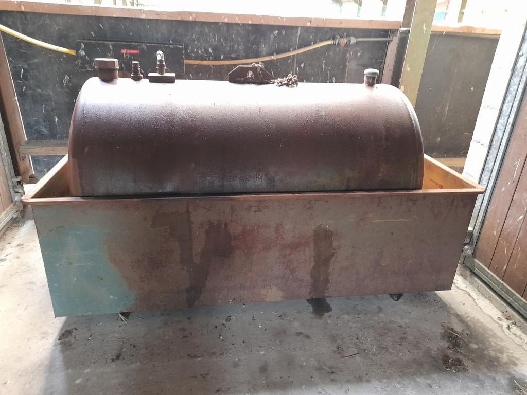 Olietank met opvangbak 100cm x 200cm, Auto diversen, Ophalen