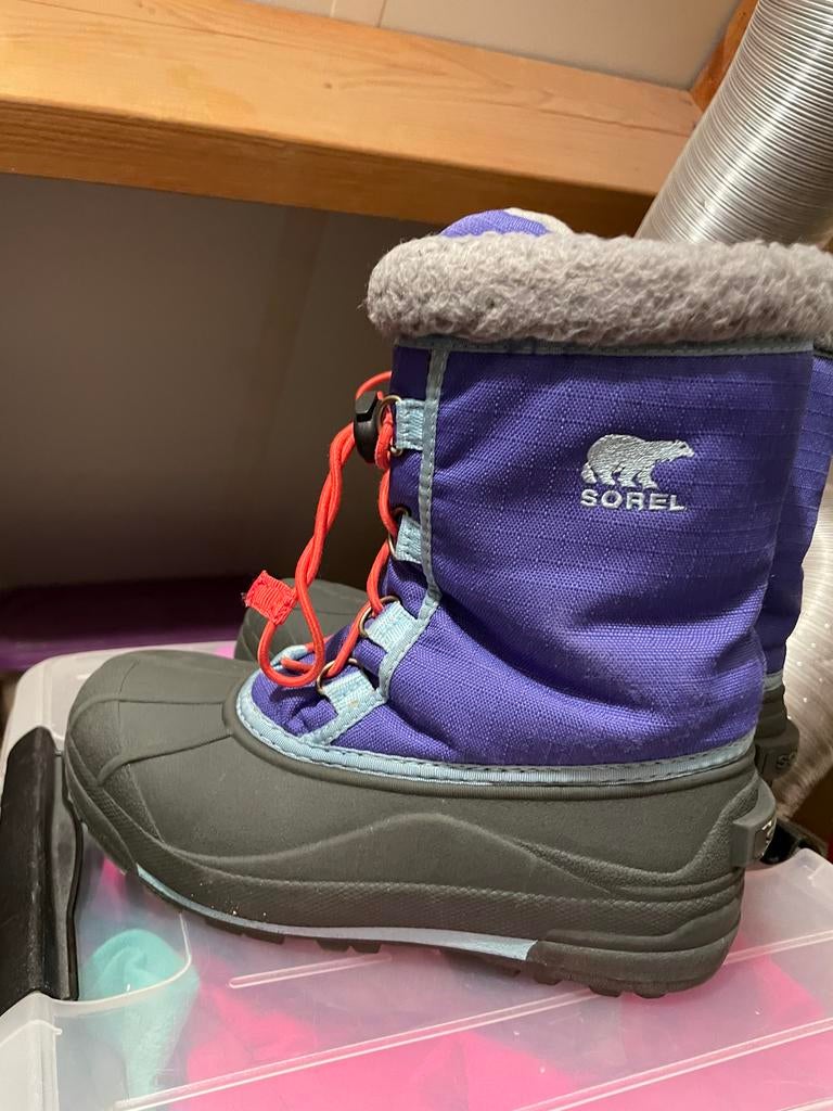 Sorel Kinder Snowboard Laarzen Maat 4.5, Jongen of Meisje, Ophalen of Verzenden, Laarzen, Zo goed als nieuw