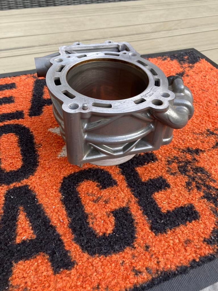 KTM DUKE SMC-R 690 Enduro cilinder, Ophalen of Verzenden, Gebruikt