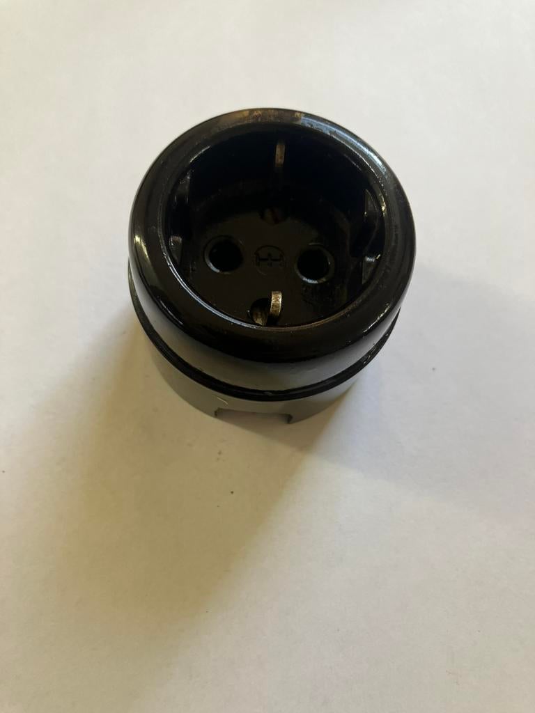 Vintage schakelmateriaal opbouw, Ophalen of Verzenden, Gebruikt, Stopcontact