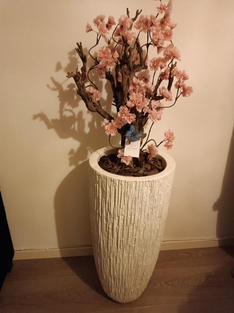 Mooie witte vaas met roze bloessem, Ophalen of Verzenden, Zo goed als nieuw