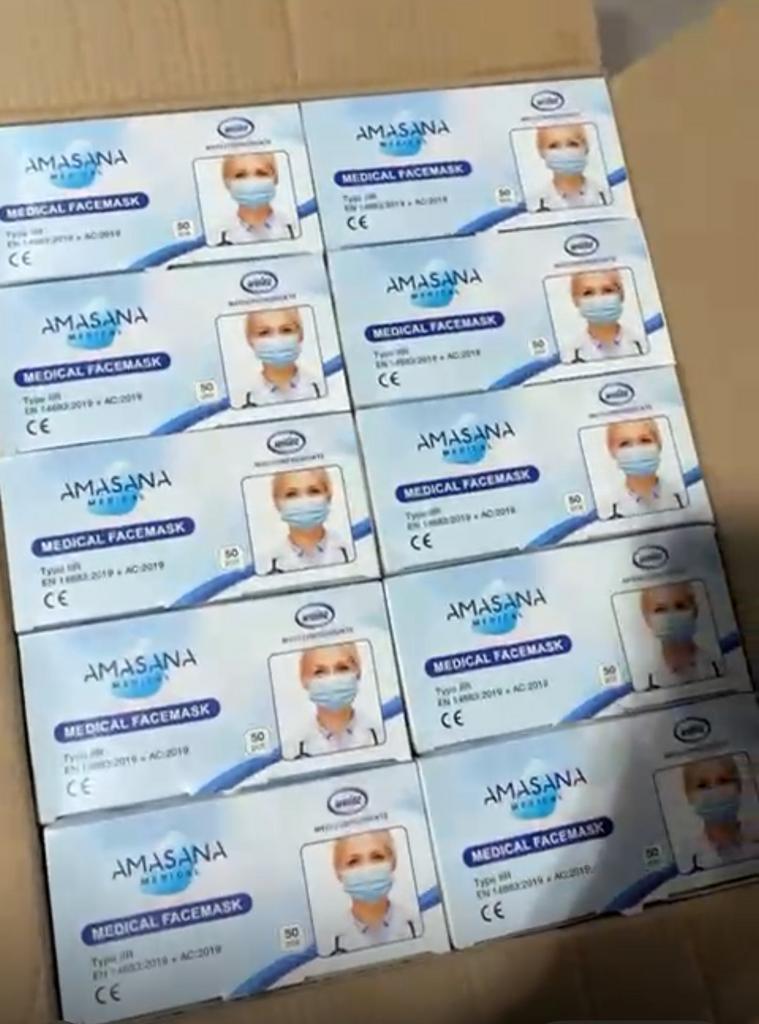 Partij rond 8 pallets mondkapjes voor €300, Nieuw, Hgg, Gfff, Ophalen