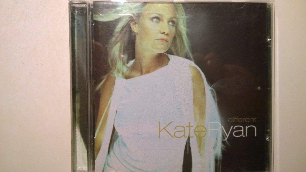 Kate Ryan - Different, Cd's en Dvd's, Cd's | Pop, Zo goed als nieuw, Ophalen of Verzenden