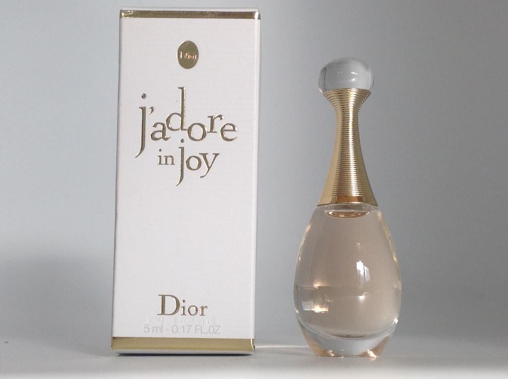 Volle parfum miniatuur met doosje, Ophalen of Verzenden, Zo goed als nieuw, Miniatuur