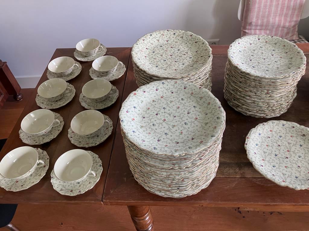 Limoges Luçien Michelaud Millefleurs Servies met Bloemmotief, Ophalen