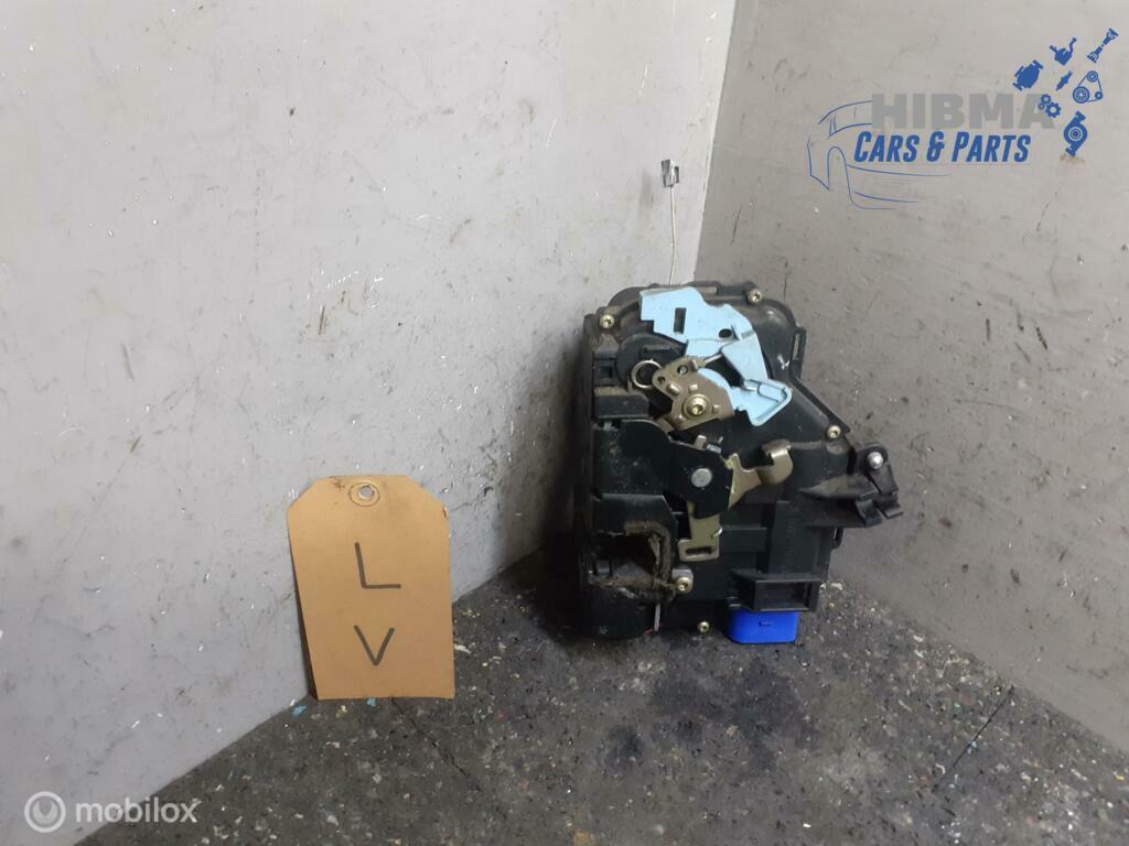 Deurslot mechaniek Volkswagen Caddy III Links-Voor 3D1837015, Auto-onderdelen, Ophalen of Verzenden, Gebruikt