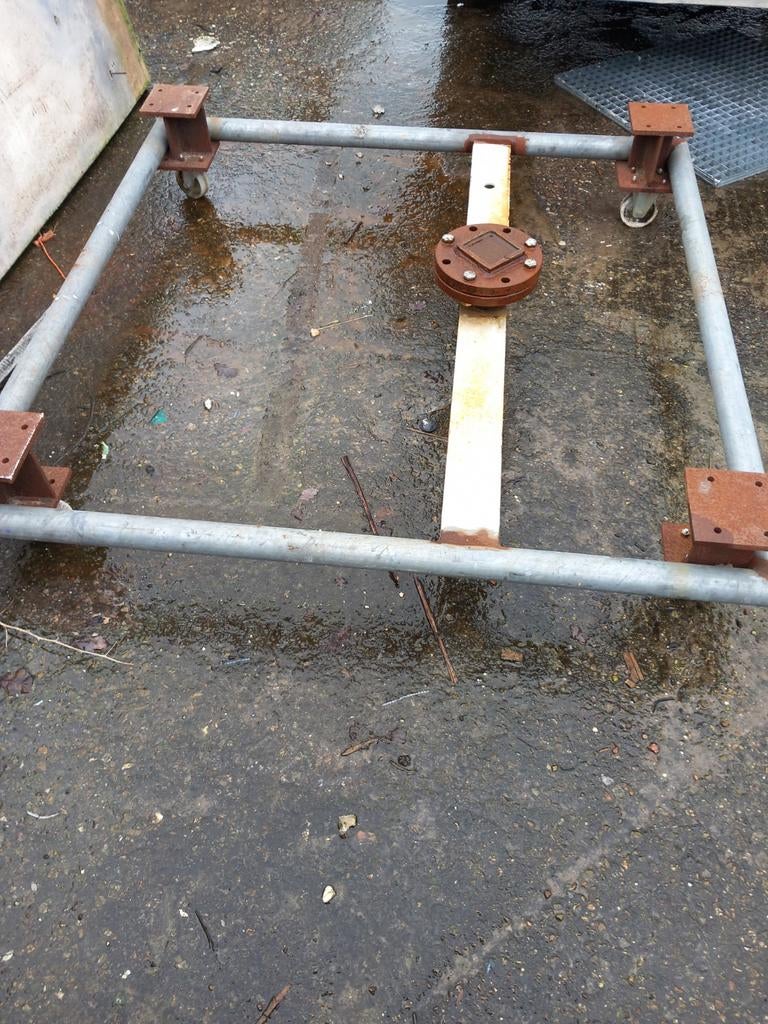 Carnavalswagen onderstel poppen, Ophalen of Verzenden